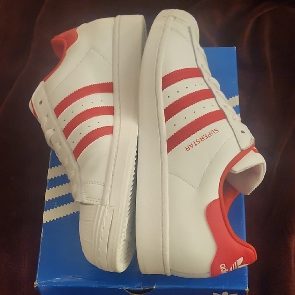 ♥️Adidas White and Red Superstar Shoes♥️ - Picture 5 of 13